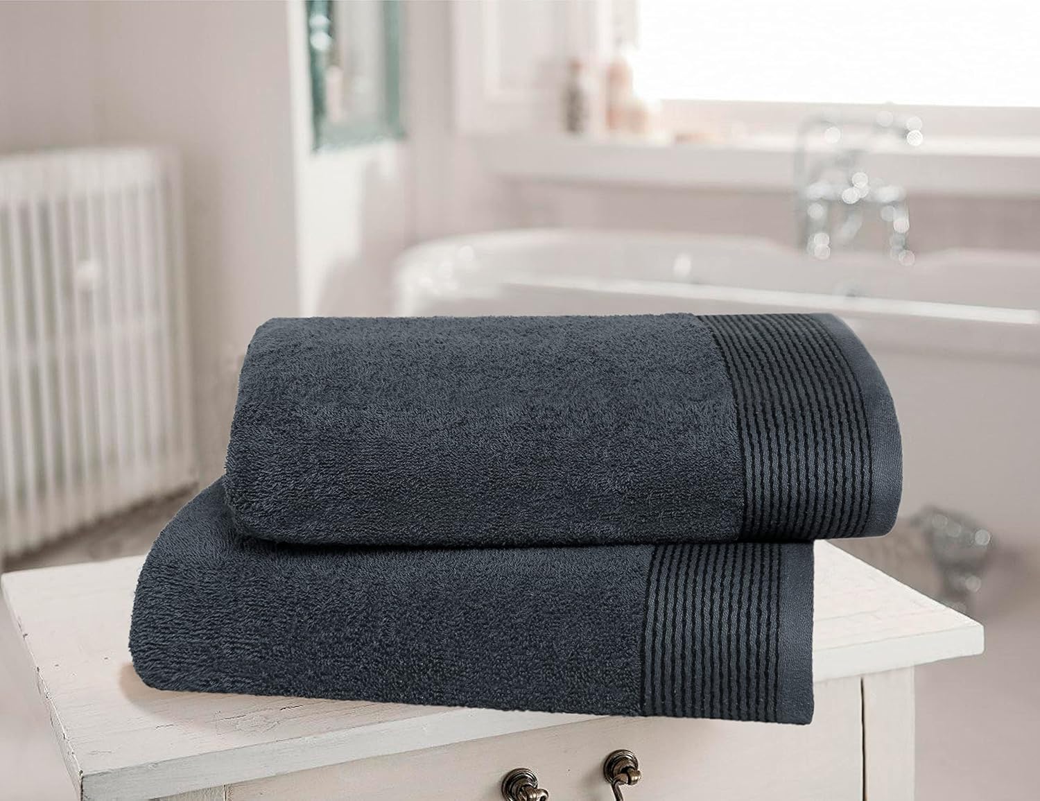 Belizzi Home Ultra Soft 2 Pack Oversized Bath Towel Set 28x55 inche, 100% Cotton Large Bath Towel, Ultra Absorbant Compact Quickdry & Lightweight Towel, Ideal for Gym Travel Camp Pool - Charcoal Grey - Image 2